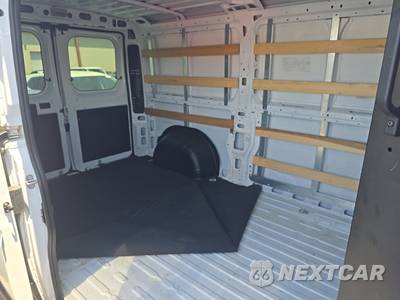 2025 Ram ProMaster 2500 Cargo Van Tradesman w/Passenger Seat Low Roof 136.0" WB - zdjęcie 13 z 36 - miniatura