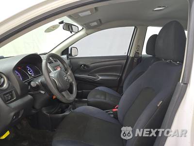 2012 Nissan Versa 1.6 SV Sedan - zdjęcie 7 z 37 - miniatura