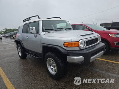 2008 Toyota FJ Cruiser w/Rear Doors - zdjęcie 3 z 38 - miniatura