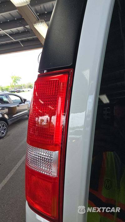 2025 GMC Savana 2500 Cargo Van 1WT 135.0" WB - zdjęcie 21 z 30 - miniatura
