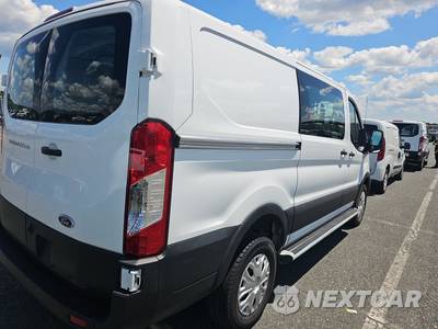 2025 Ford Transit 250 Cargo Van Low Roof 130.0" WB - zdjęcie 4 z 23 - miniatura
