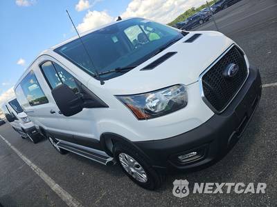 2025 Ford Transit 250 Cargo Van Low Roof 130.0" WB - zdjęcie 3 z 22 - miniatura