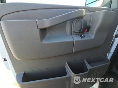 2025 Chevrolet Express 2500 Cargo Van 1WT 135.0" WB - zdjęcie 9 z 25 - miniatura