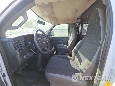 2025 Chevrolet Express 2500 Cargo Van 1WT 135.0" WB - zdjęcie 7 z 25 - miniatura