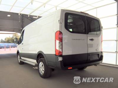2025 Ford Transit 250 Cargo Van Low Roof 130.0" WB - zdjęcie 6 z 40 - miniatura