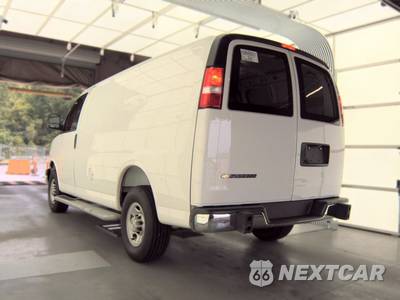 2025 Chevrolet Express 2500 Cargo Van 1WT 135.0" WB - zdjęcie 6 z 20 - miniatura