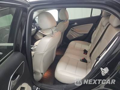 2015 Mercedes-Benz GLA 250 4MATIC - zdjęcie 13 z 31 - miniatura