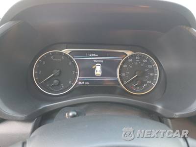 2025 Nissan Sentra SV - zdjęcie 12 z 22 - miniatura