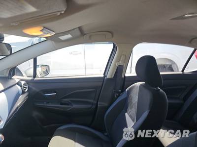 2025 Nissan Versa SV - zdjęcie 14 z 24 - miniatura