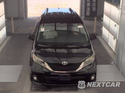 2017 Toyota Sienna SE Premium 8-Passenger 119.3" WB - zdjęcie 2 z 24 - miniatura