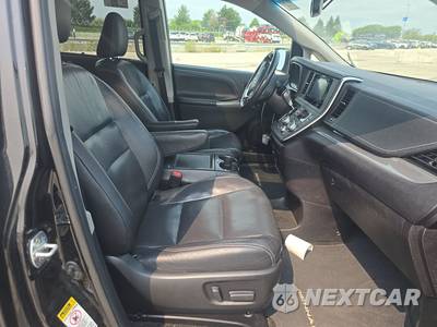 2017 Toyota Sienna SE Premium 8-Passenger 119.3" WB - zdjęcie 8 z 24 - miniatura