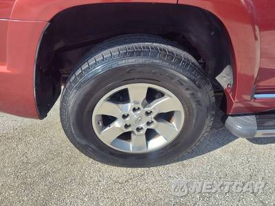2011 Toyota 4Runner SR5 - zdjęcie 11 z 28 - miniatura