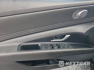 2026 Hyundai Elantra Limited - zdjęcie 9 z 21 - miniatura