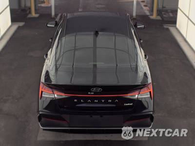 2026 Hyundai Elantra Limited - zdjęcie 5 z 21 - miniatura