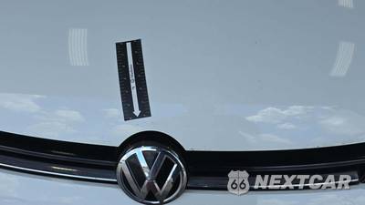 2016 Volkswagen Golf 1.8T SE Hatchback - zdjęcie 25 z 37 - miniatura