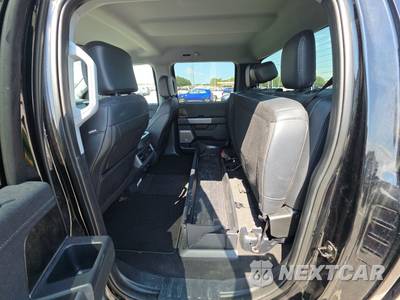 2025 Ford Super Duty F-450 LARIAT Crew Cab Long Bed DRW - zdjęcie 13 z 21 - miniatura
