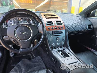 2006 Aston Martin DB9 Convertible - zdjęcie 11 z 28 - miniatura