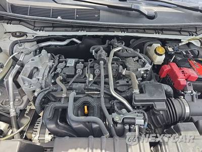 2025 Nissan Kicks S - zdjęcie 16 z 26 - miniatura