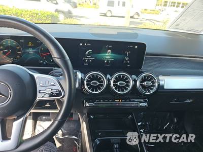 2021 Mercedes-Benz GLB 250 - zdjęcie 11 z 26 - miniatura