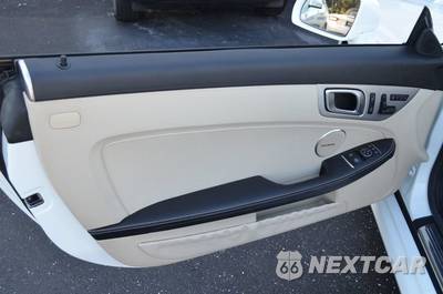 2015 Mercedes-Benz SLK 250 - zdjęcie 41 z 61 - miniatura