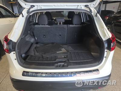 2020 Nissan Rogue Sport SV - zdjęcie 16 z 27 - miniatura