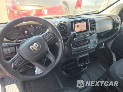2025 Ram ProMaster 2500 Cargo Van Tradesman w/Passenger Seat Low Roof 136.0" WB - zdjęcie 11 z 22 - miniatura