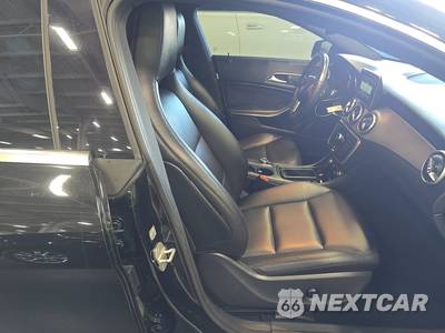 2014 Mercedes-Benz CLA 250 - zdjęcie 8 z 31 - miniatura