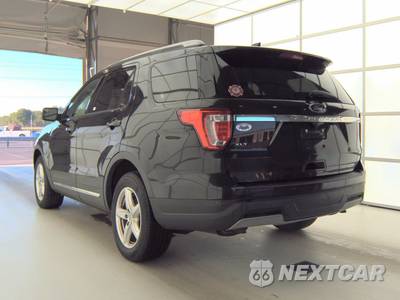2019 Ford Explorer XLT - zdjęcie 6 z 35 - miniatura