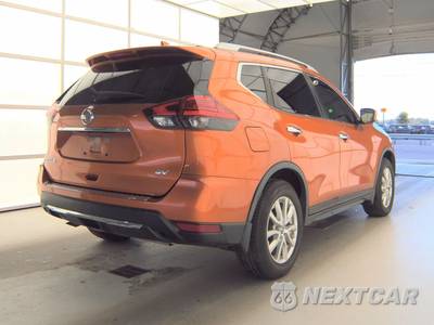 2017 Nissan Rogue SV - zdjęcie 4 z 32 - miniatura