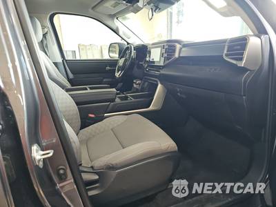 2023 Toyota Tundra SR5 Crew Cab Short Bed - zdjęcie 8 z 53 - miniatura