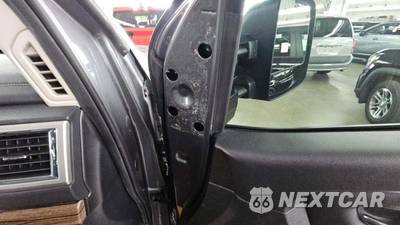 2020 Nissan TITAN SL Crew Cab Short Bed - zdjęcie 31 z 31 - miniatura