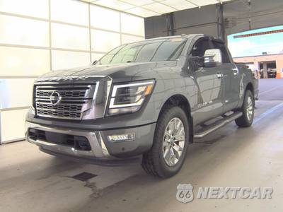 2020 Nissan TITAN SL Crew Cab Short Bed