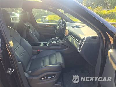 2021 Porsche Cayenne - zdjęcie 8 z 20 - miniatura