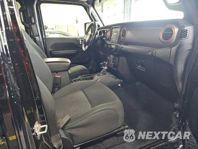 2020 Jeep Gladiator Mojave Crew Cab Medium Bed - zdjęcie 8 z 34 - miniatura