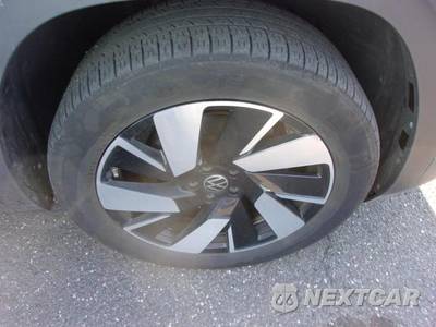 2025 Volkswagen Atlas Cross Sport 2.0T SE w/Technology - zdjęcie 8 z 22 - miniatura