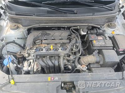 2025 Hyundai Venue SEL - zdjęcie 15 z 28 - miniatura