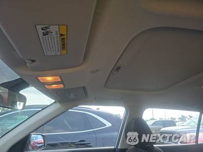 2025 Hyundai Venue SEL - zdjęcie 19 z 28 - miniatura