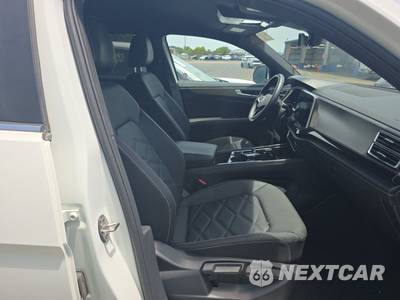 2025 Volkswagen Atlas Cross Sport 2.0T SE w/Technology - zdjęcie 8 z 24 - miniatura