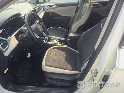 2025 Volkswagen Taos SE - zdjęcie 7 z 24 - miniatura