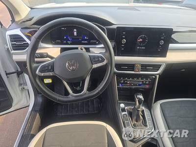 2025 Volkswagen Taos SE - zdjęcie 11 z 24 - miniatura