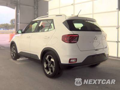 2025 Hyundai Venue SEL - zdjęcie 6 z 29 - miniatura