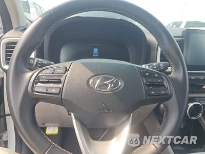 2025 Hyundai Venue SEL - zdjęcie 10 z 29 - miniatura