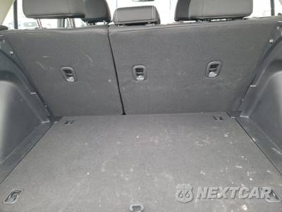 2025 Hyundai Venue SEL - zdjęcie 16 z 26 - miniatura