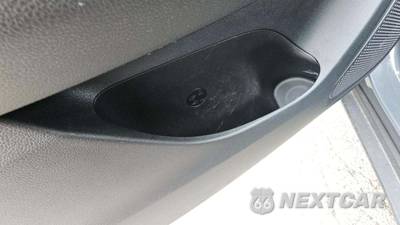 2025 Hyundai Venue SEL - zdjęcie 25 z 26 - miniatura