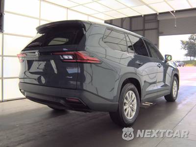 2025 Toyota Grand Highlander XLE - zdjęcie 4 z 25 - miniatura