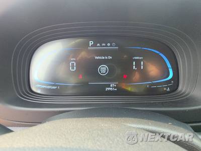 2025 Hyundai Venue SEL - zdjęcie 12 z 23 - miniatura