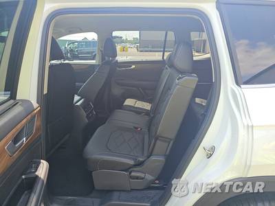 2025 Volkswagen Atlas 2.0T SE w/Technology - zdjęcie 13 z 23 - miniatura