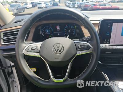 2025 Volkswagen Atlas 2.0T SE w/Technology - zdjęcie 10 z 23 - miniatura