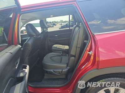 2025 Toyota Grand Highlander XLE - zdjęcie 13 z 27 - miniatura