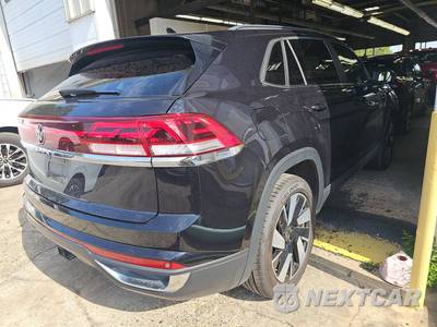 2025 Volkswagen Atlas Cross Sport 2.0T SE w/Technology - zdjęcie 4 z 19 - miniatura